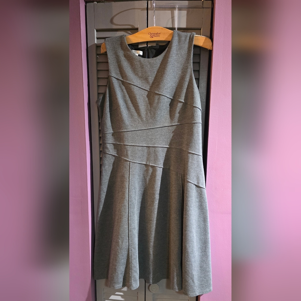London Style Gray A-Line Sleeveless Dress
